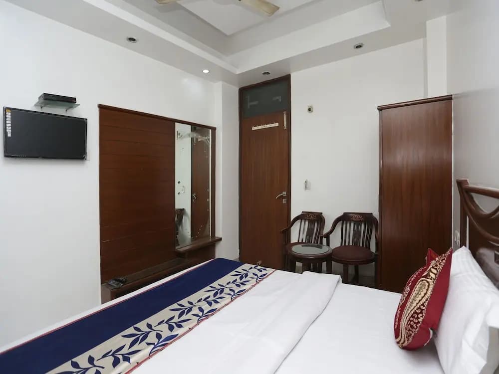 OYO 1660 Hotel Topaz - photo 5