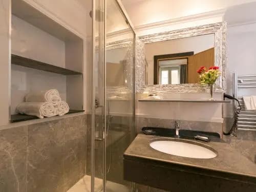 DK Suites - main photo