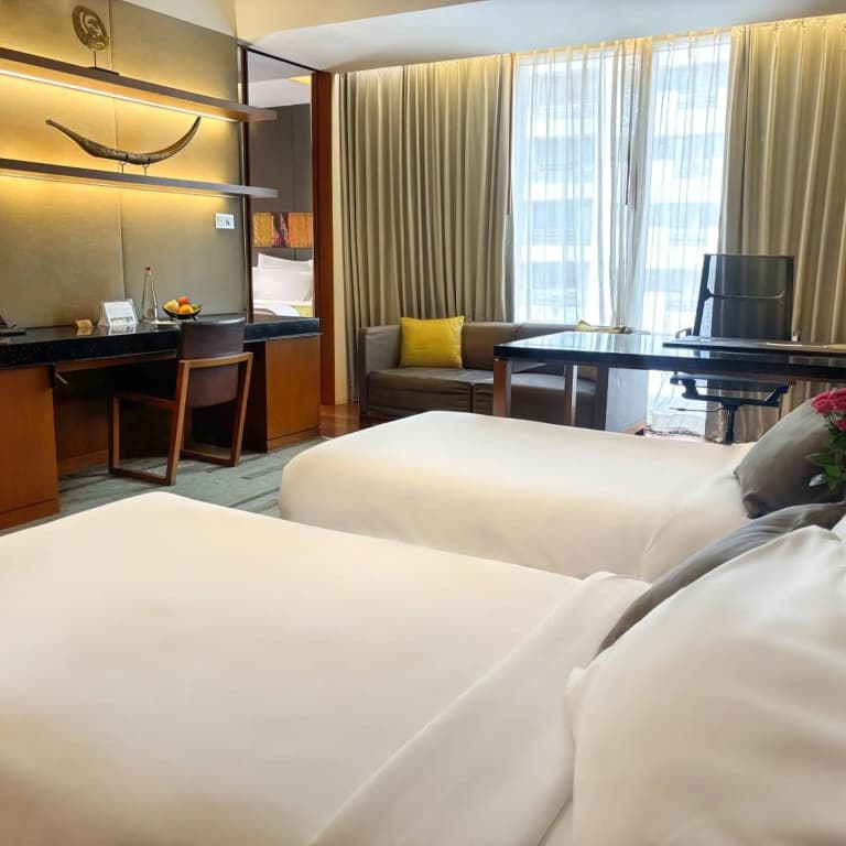 Hansar Bangkok Hotel - photo 44