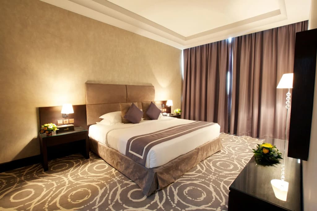 Sunday Mangrove Corniche Hotel - photo 3