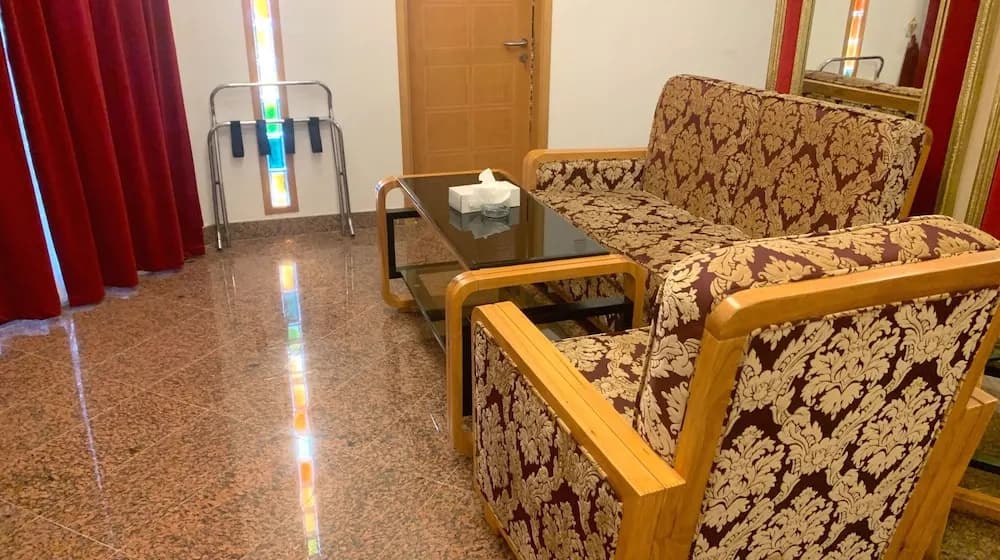 OYO 153 Qurum Heights Hotel - photo 12