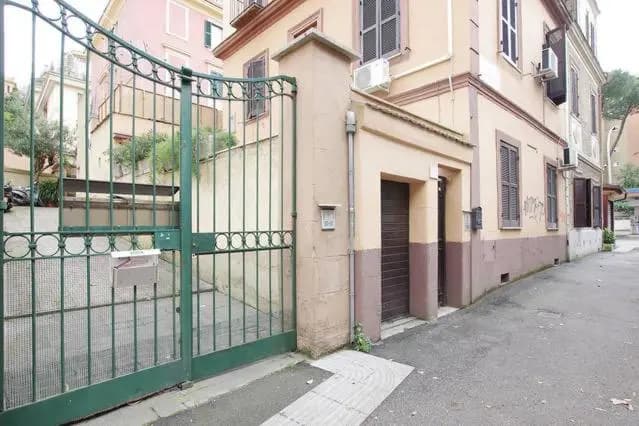 Flavio's flat - photo 1