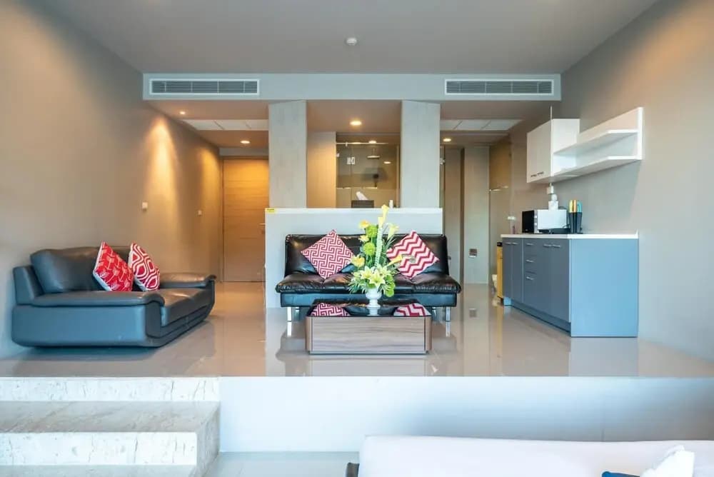 Spacious Studio in Karon With Direct Pool Access - photo 1