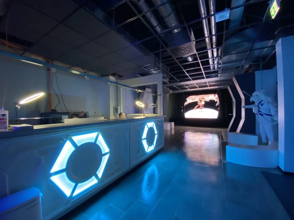 Space Night - Hostel - photo 1