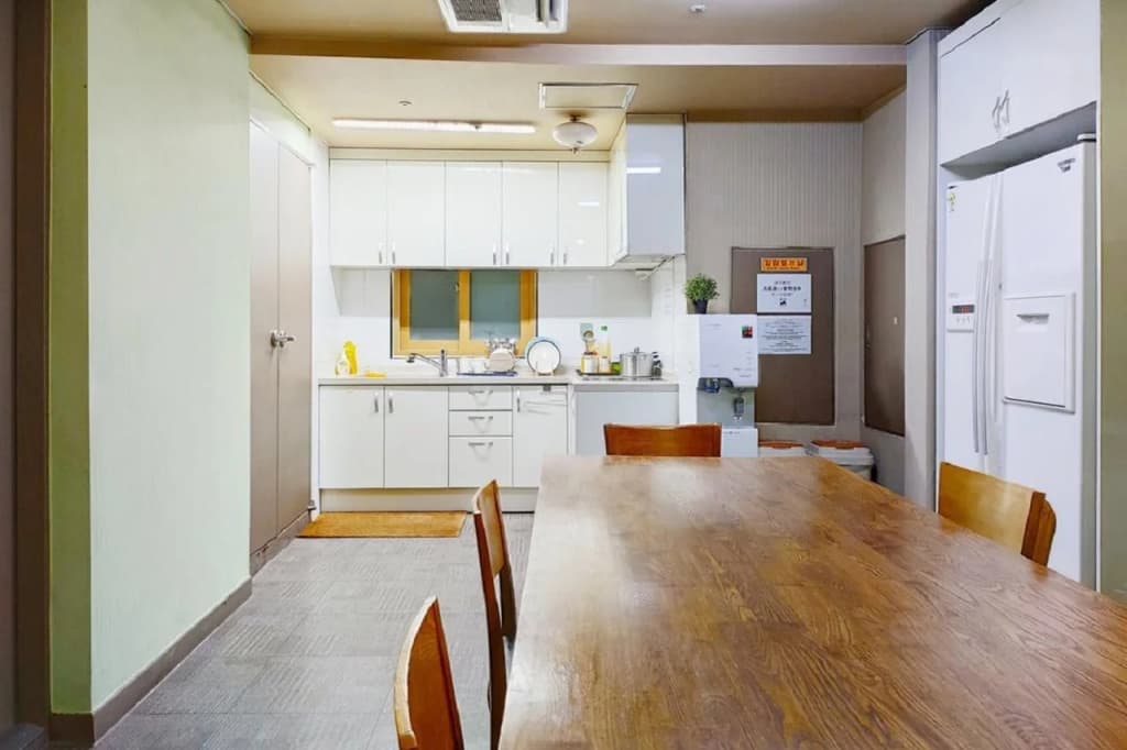 OYO Hostel Myeongdong 2 - photo 8