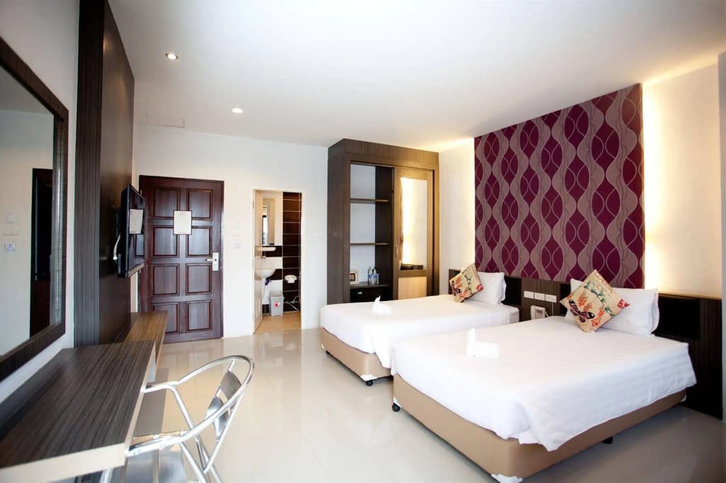 iCheck inn Chill Patong - photo 6