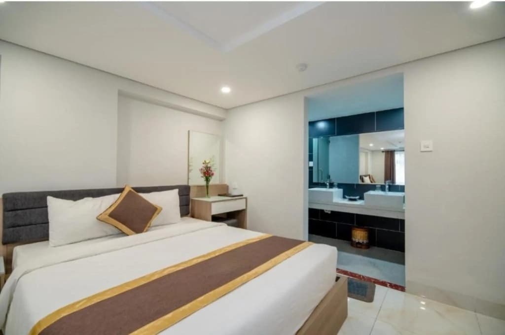La Lune Hotel - photo 29