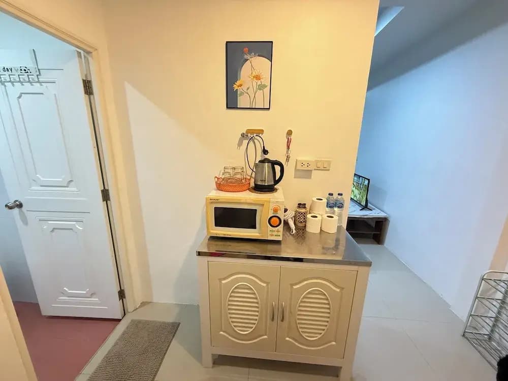 Hasanah Guesthouse - photo 20