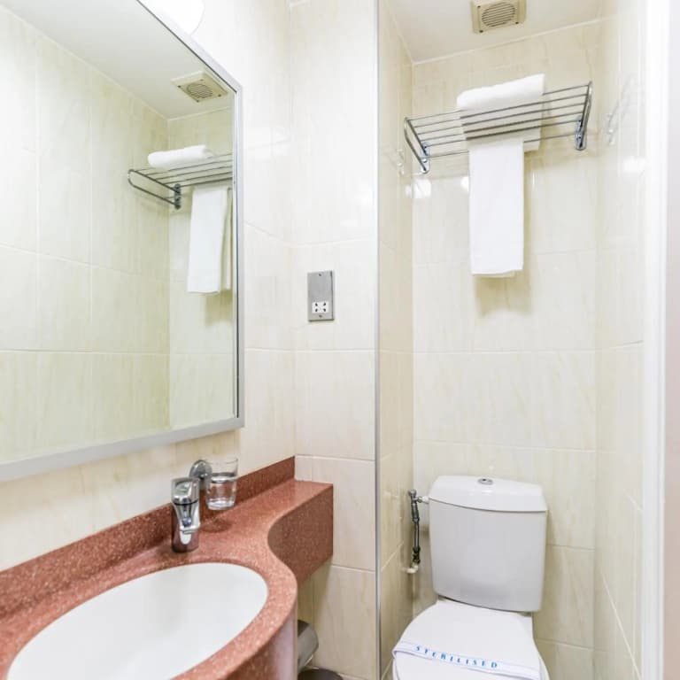 Nayland Hotel - photo 18