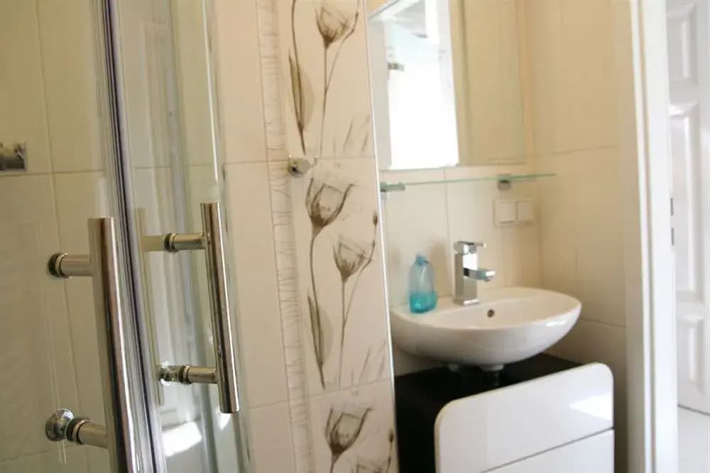 Luxury City Center Apartment - photo 8