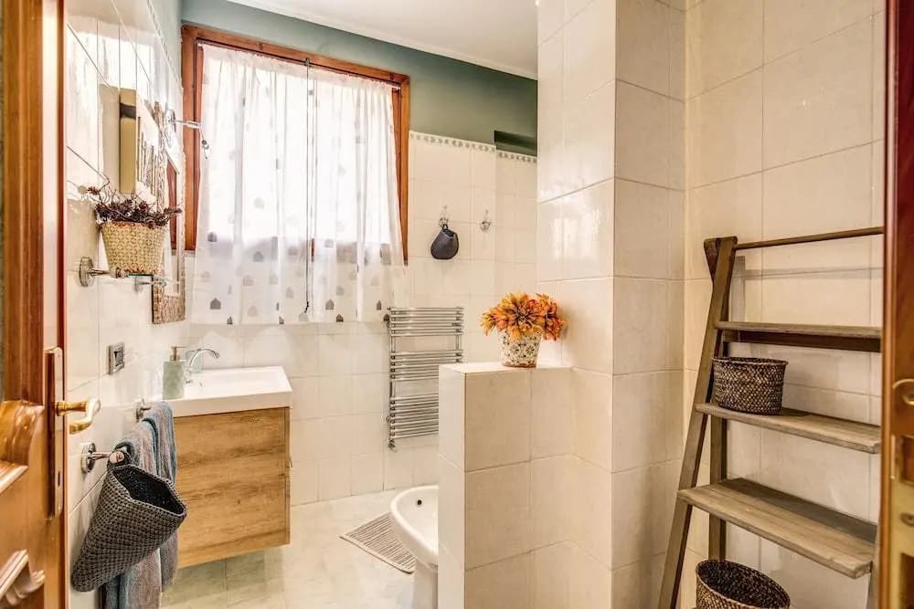 Spanish Steps Miracle Suite - photo 12