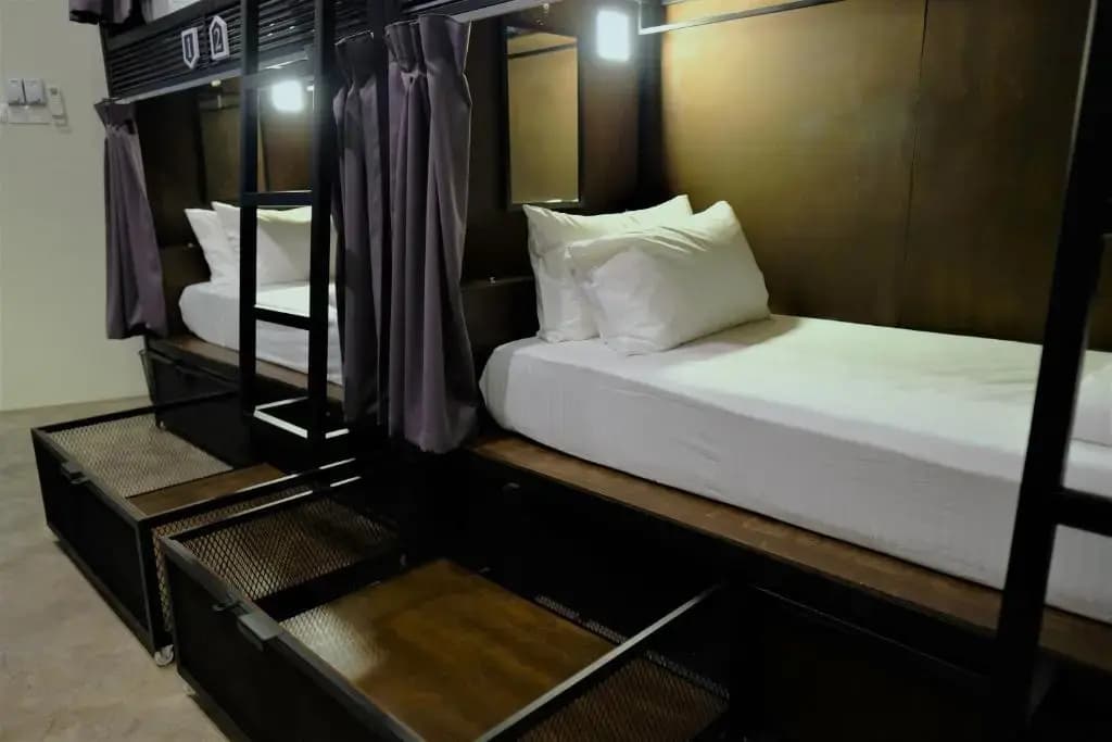 Sleep Here Hostel - photo 14