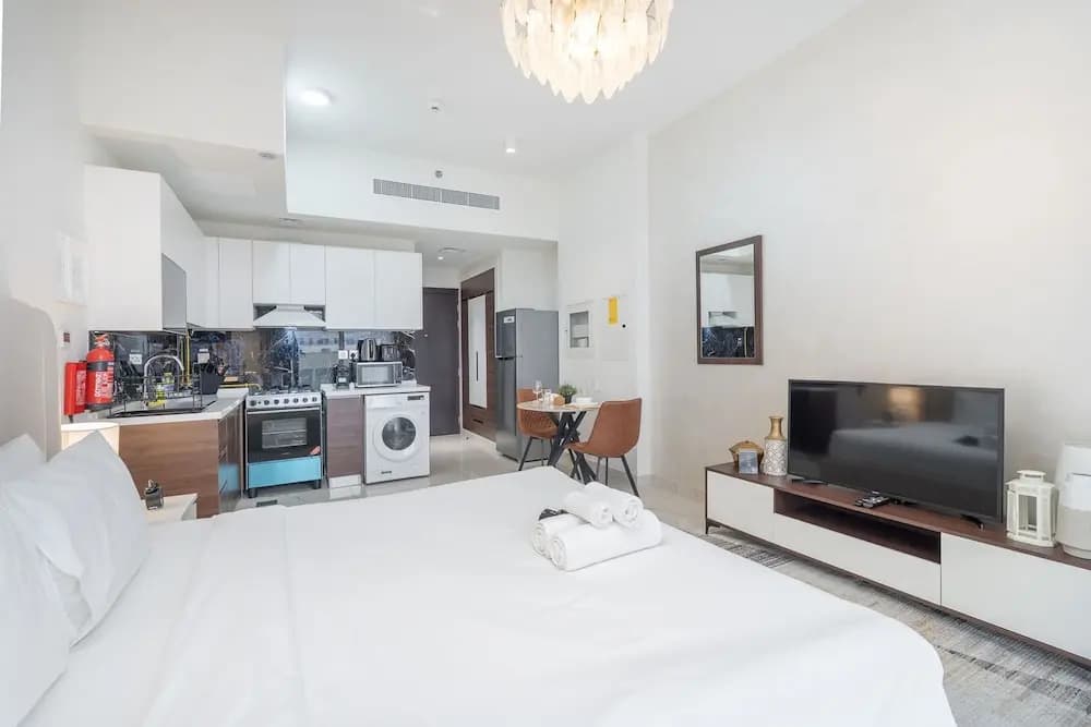 Magnificent and Elegant Studio in Al Barsha South - photo 9