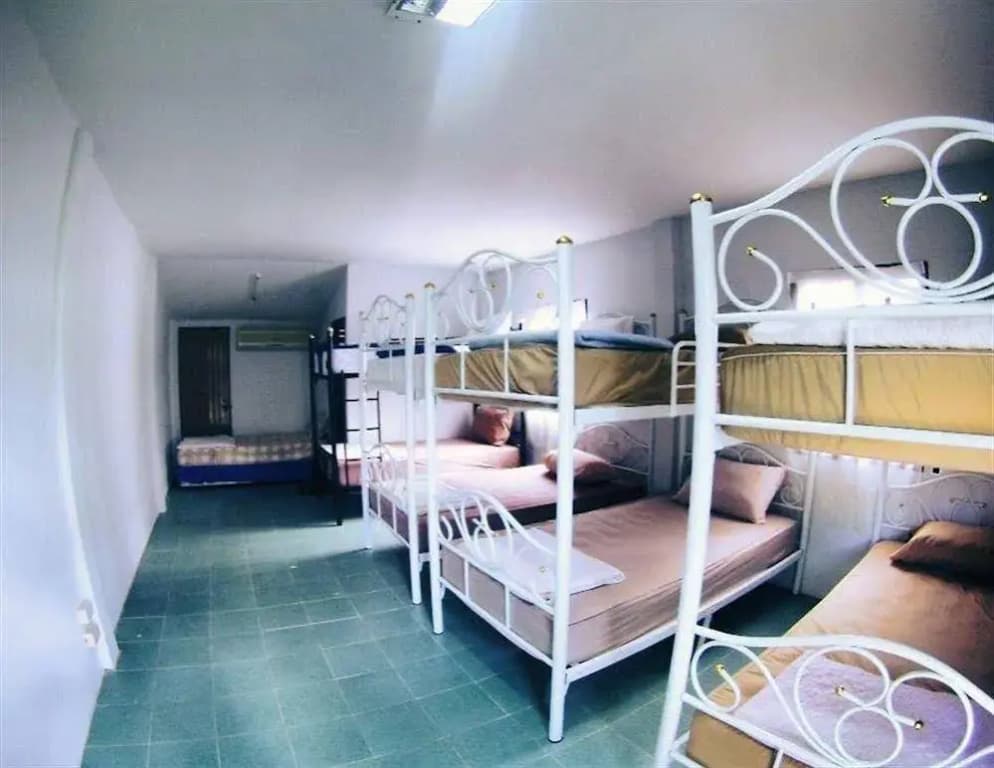 Hard Road Villas - photo 3