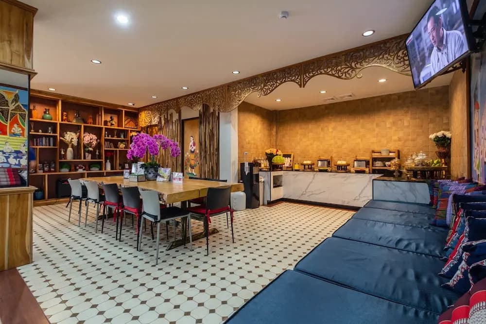 Anumat Premium Budget Hotel - photo 19