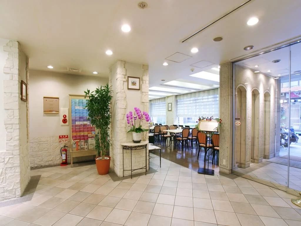 Hotel Sunroute Patio Omori - photo 10