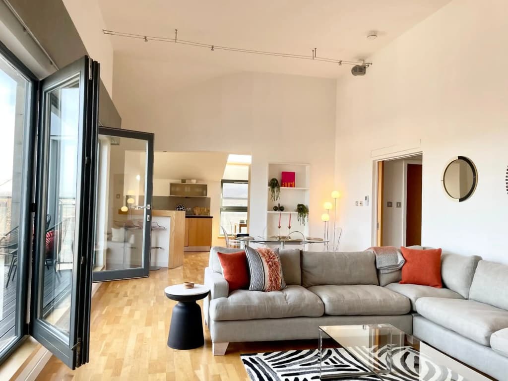 Edinburgh Penthouse 101 - photo 4
