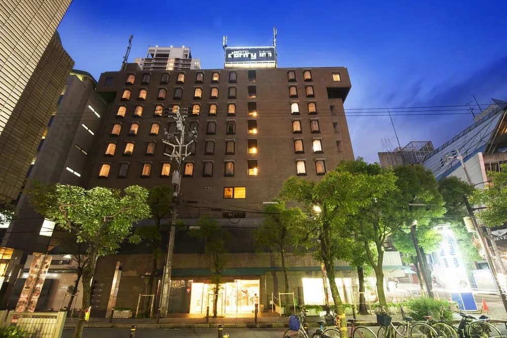 Shinsaibashi ARTY Inn - main photo