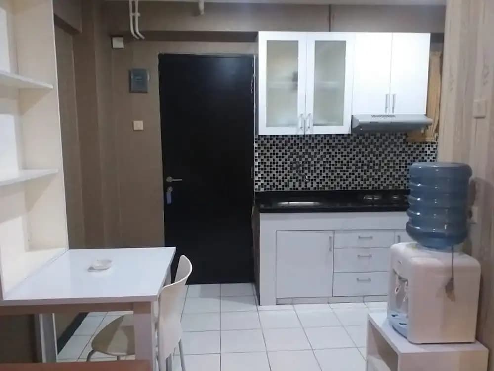 THE ROOMOS Hotel Apartemen - photo 2