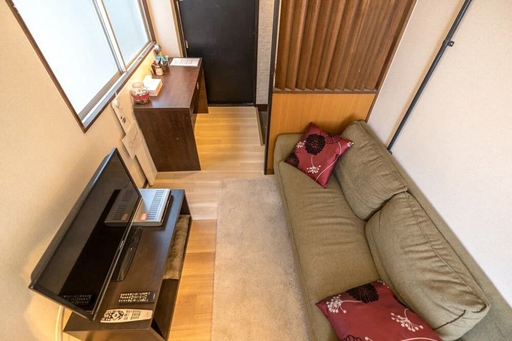 Air Hotel Iriya - photo 4
