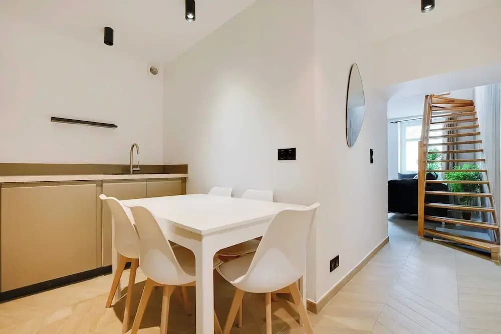 Eclectic Apartment - 2br/6p - Pl. Republique - photo 5