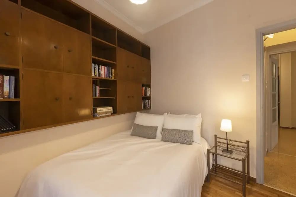 Prime Location 2BR next to the Acropolis - photo 5