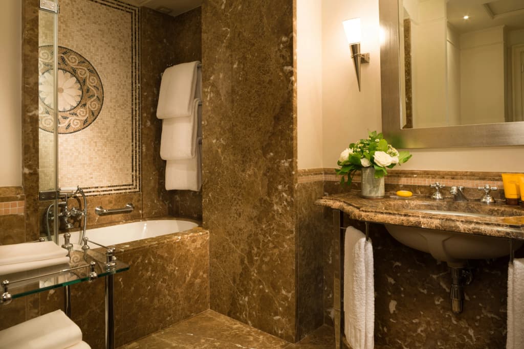 Hotel Savoy - photo 21