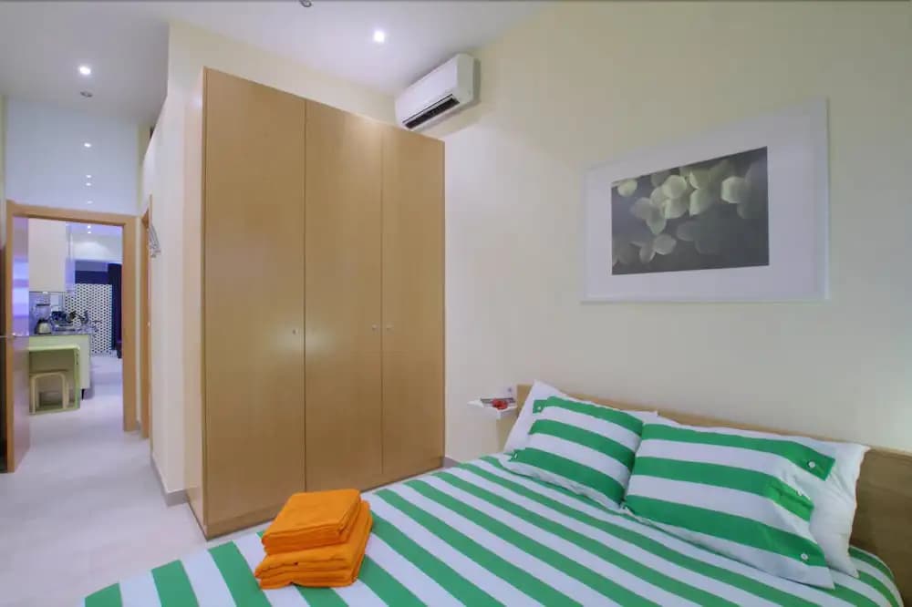 HOMEnFUN Camp Nou Stadium Apartment - photo 7