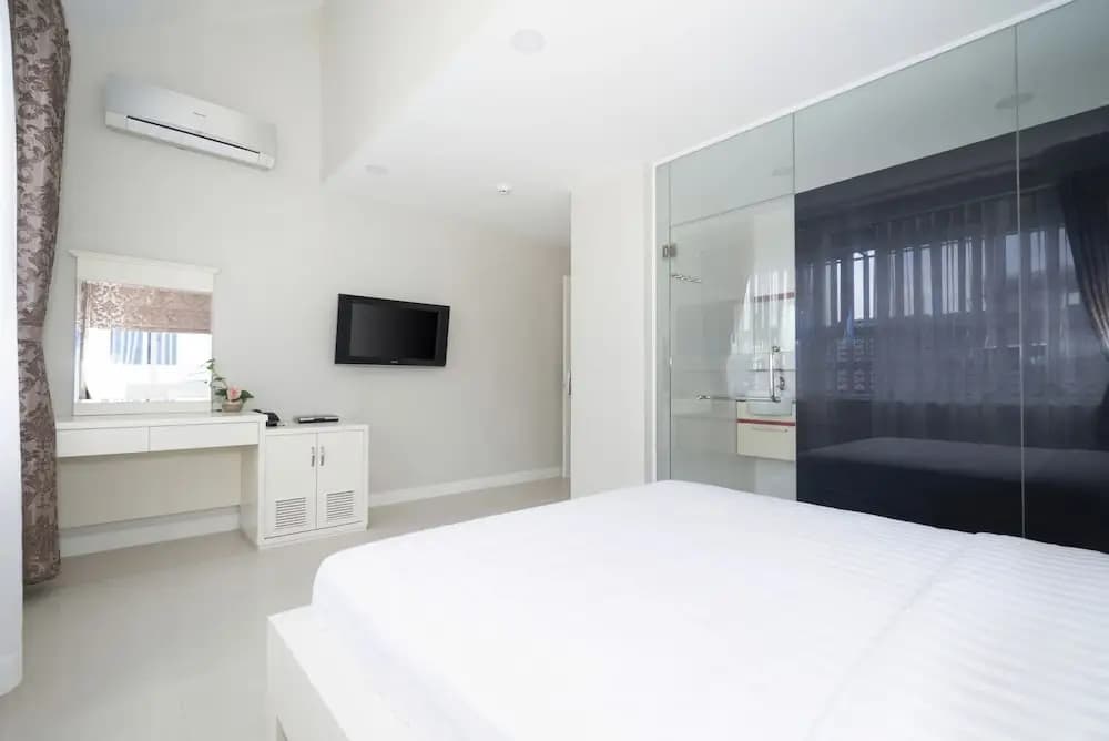Bizu Hotel Ii - Phu My Hung District 7 - photo 4