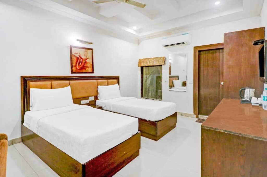 Hotel La Sapphire - photo 44
