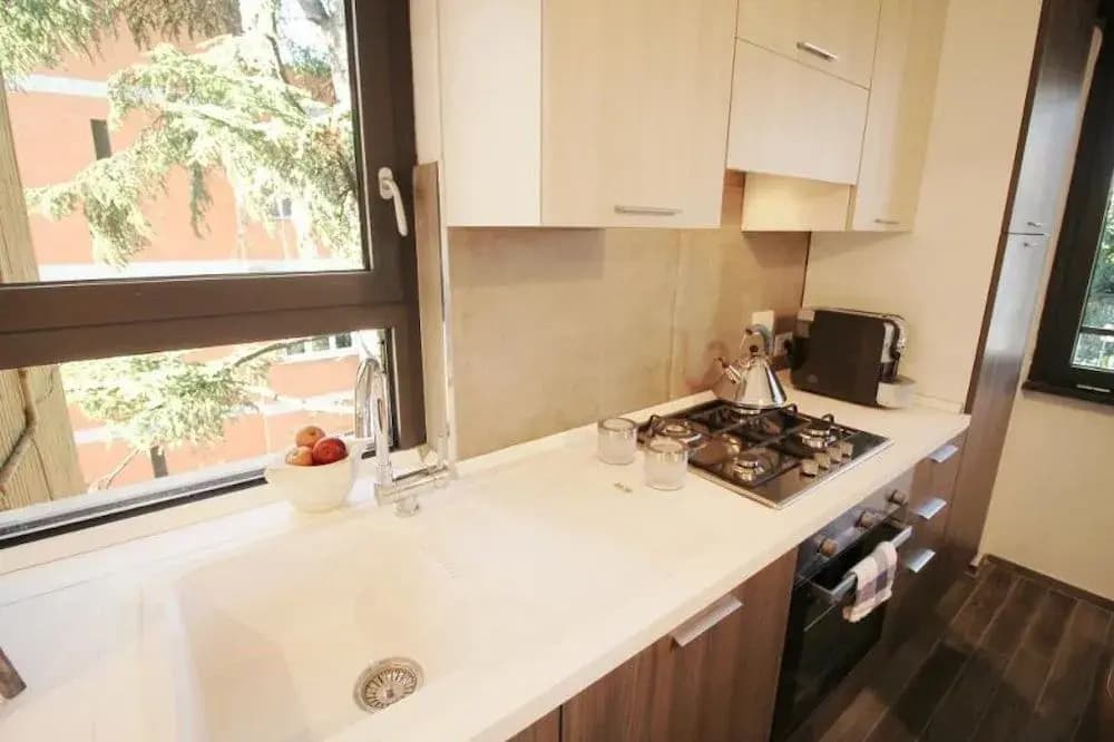 Large 3BR Eur Apartment - photo 14