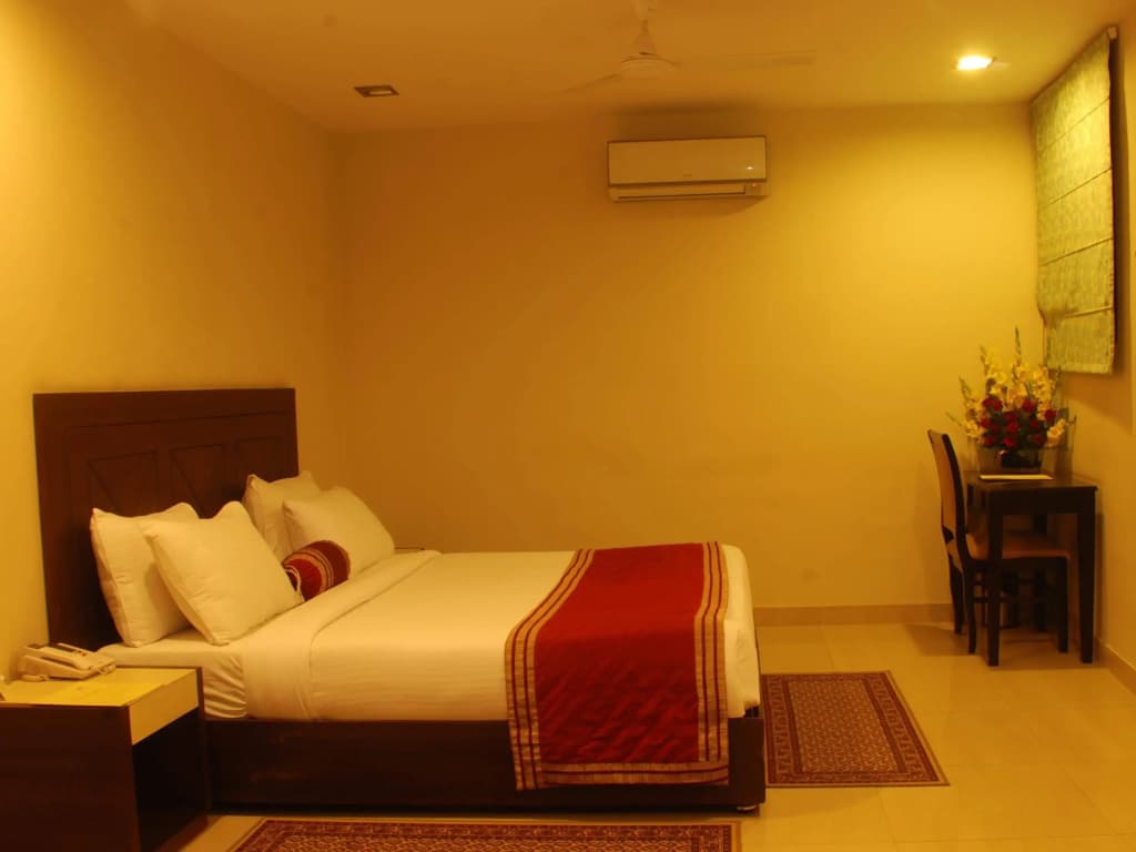Hotel Classic Diplomat - photo 3