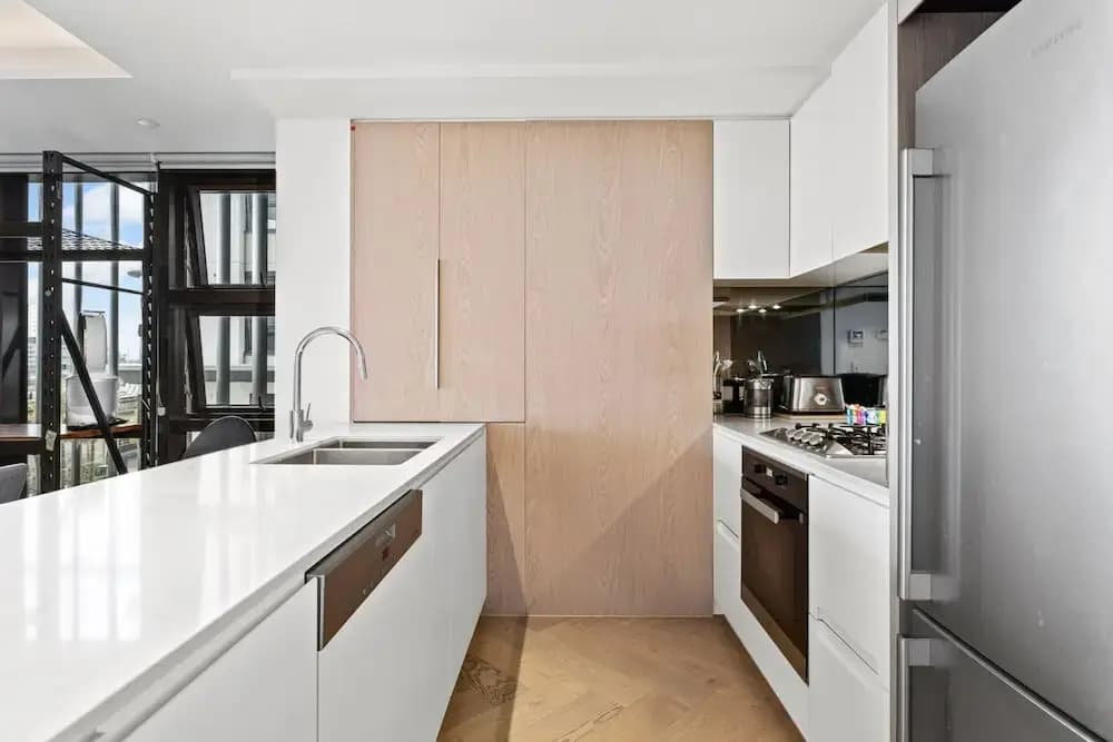 Beautiful 2-bed Unit In Incredible Location - photo 10