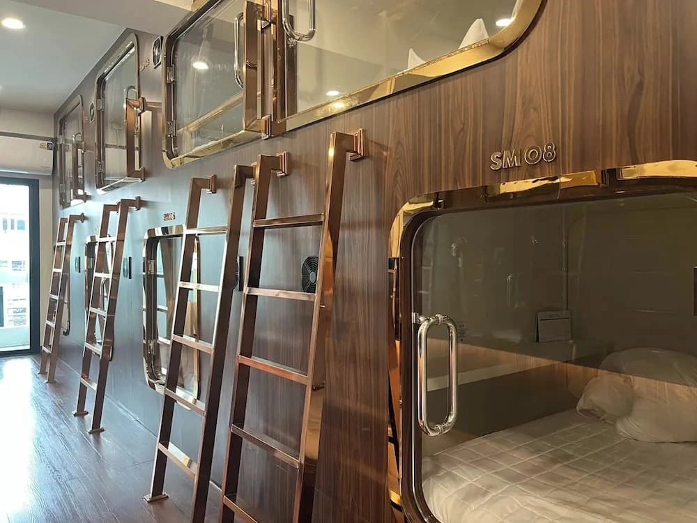 The Rich Cafe & Hostel - photo 2