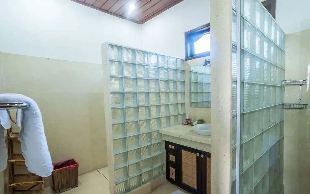 Villa Este, Seminyak - photo 21
