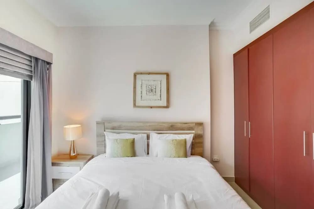 Spacious & Bright Apt In Marina, Sleep 6! - photo 3