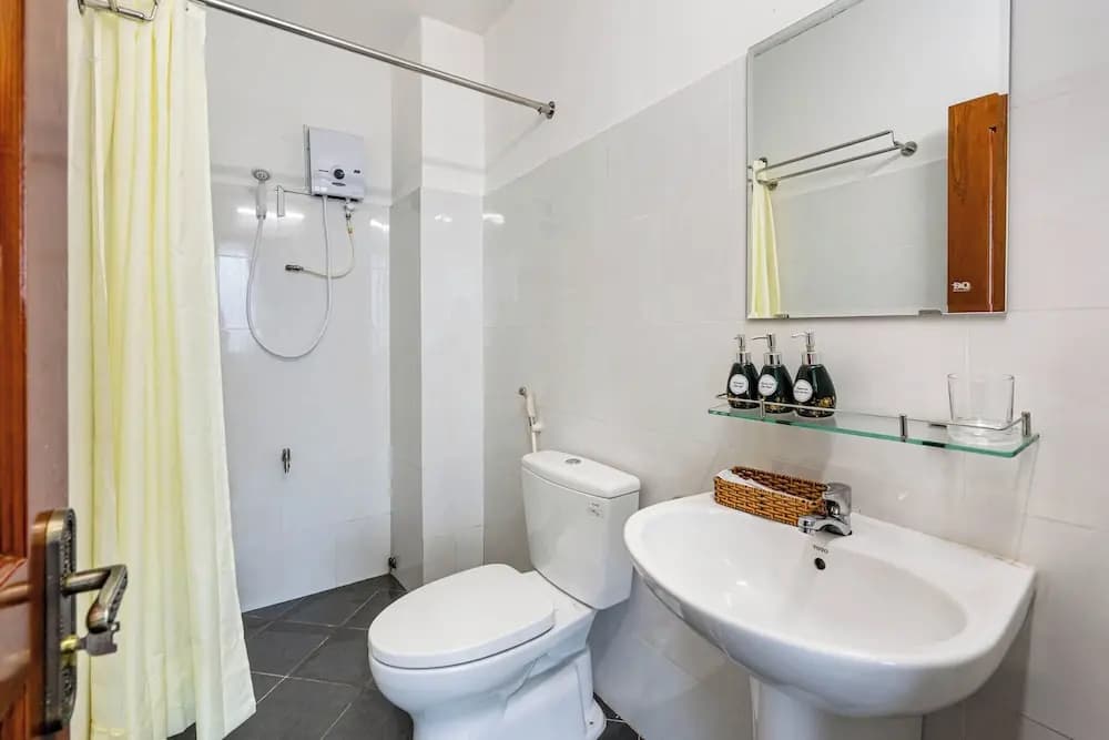 We Home Nguyen Trai - photo 10
