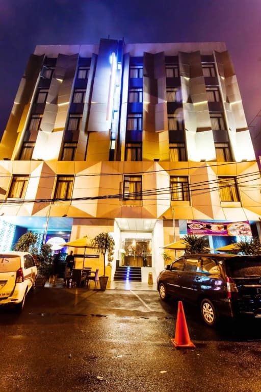 ZEN Premium Blok M Palatehan - photo 1
