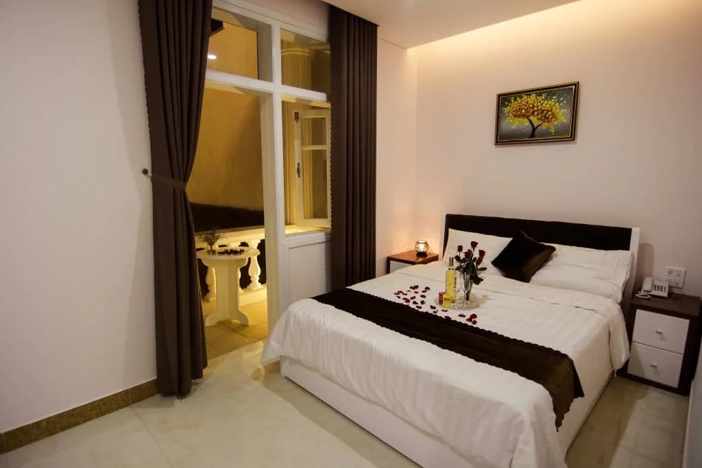 Rose Hotel - photo 10