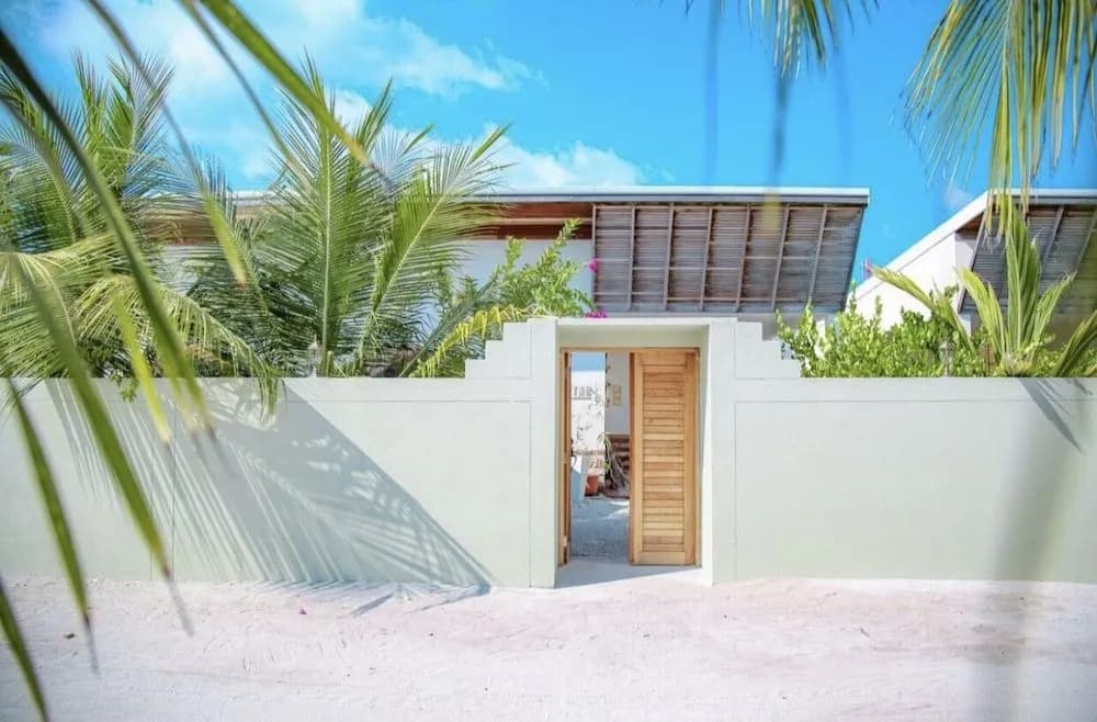 Himeyn Beach Retreat - photo 11