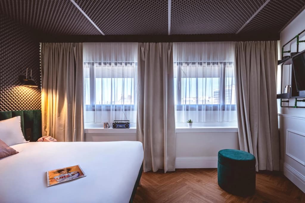 Moxy Paris La Villette Hotel - photo 45