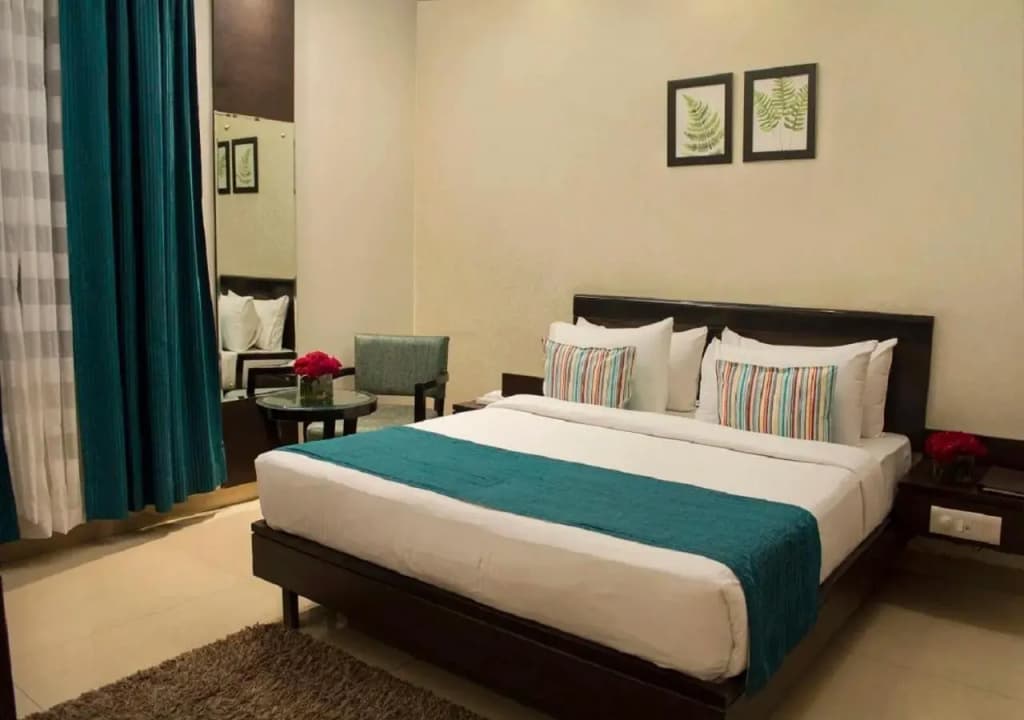 Rockland Hotel Panchsheel Enclave - photo 29
