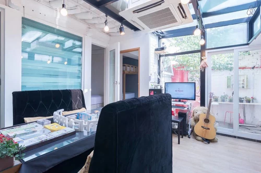 The Present Guesthouse - photo 16
