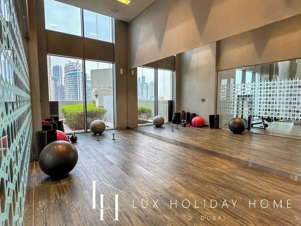 LUX 52 42 Deluxe Marina View Suite 3 - photo 6