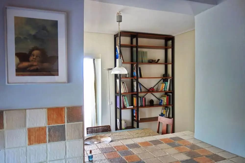 Beautiful 4flr 2bdr and Parking - photo 6
