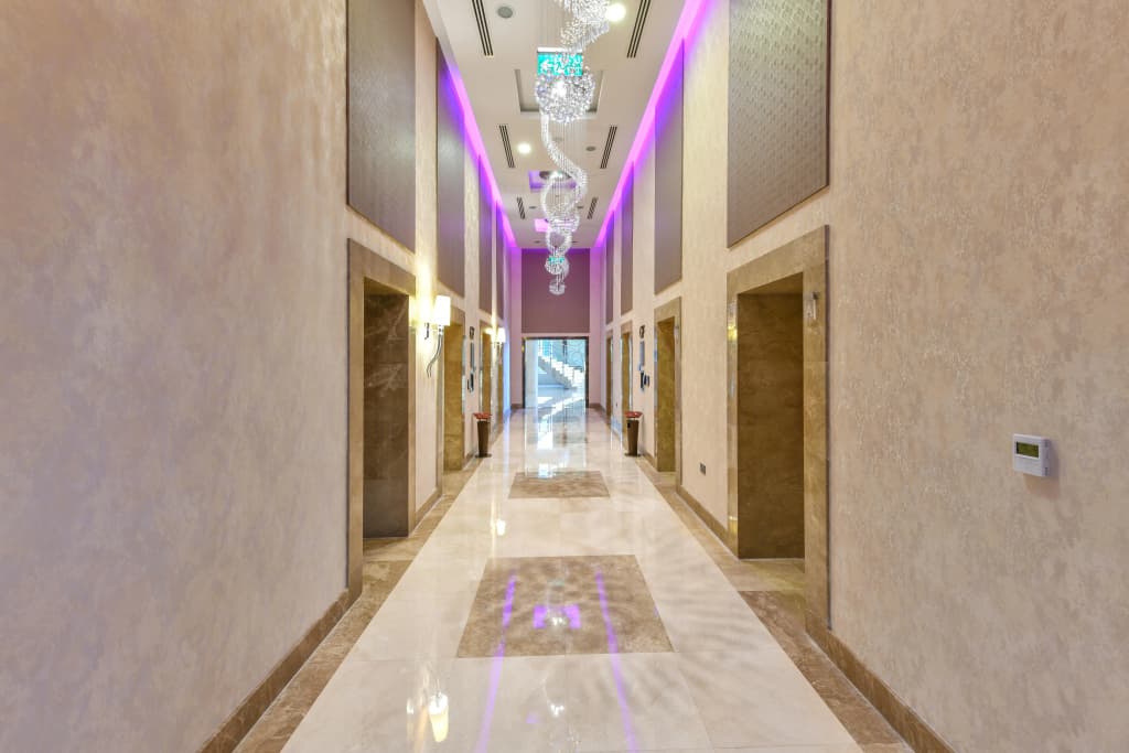 Best Plaza Hotel West Bay - photo 28