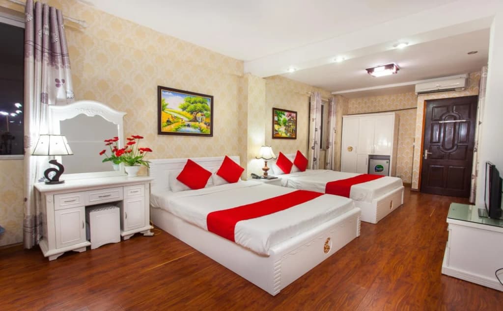 Camel City Hotel - photo 5