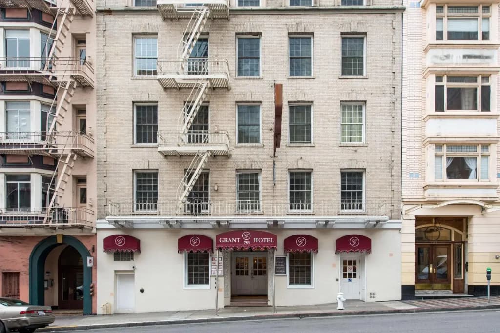 Grant Hotel - photo 15