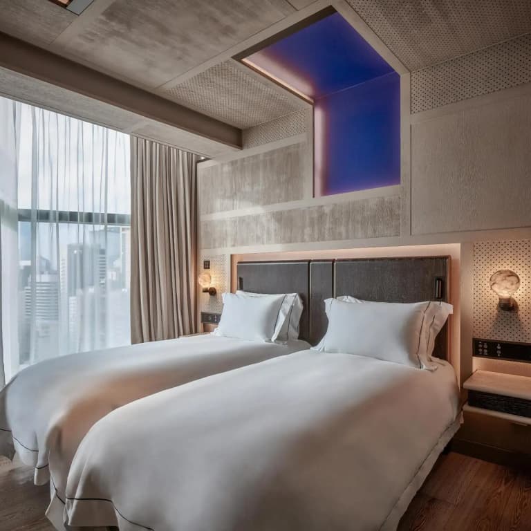 The Emperor Hotel - photo 44