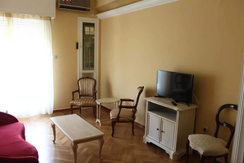 Simple Apartment near Central Athens - photo 1